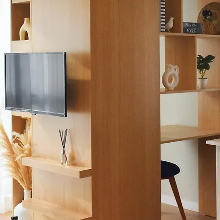 Bright 1br Apt Perfect Blend Of Comfort & Style 이스탄불